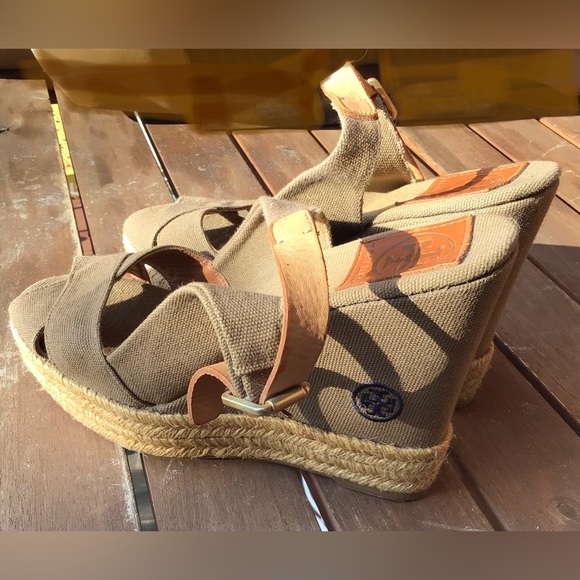 Tory Burch canvas and leather wedges size 6 - Picture 5 of 7